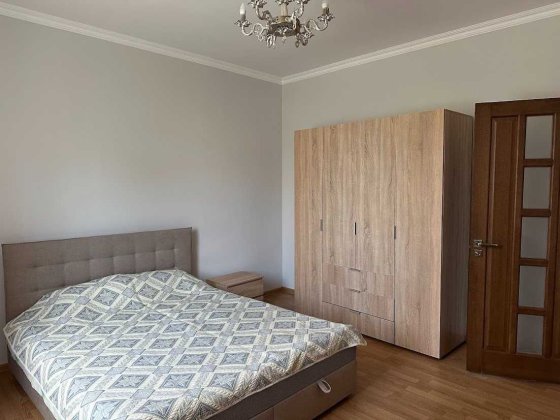 Оренда  будинку з власним подвір'ям по вул. Січова. Львов