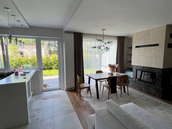 Оренда Преміум Котеджу в Брюховичах серед соснового лісу Львів