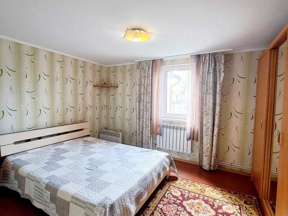 Ареф'єва 18, половина затишного будинку, Осокорки Киев