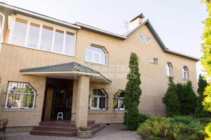 Оренда двоповерхового будинку Нові Будинки - фото 1