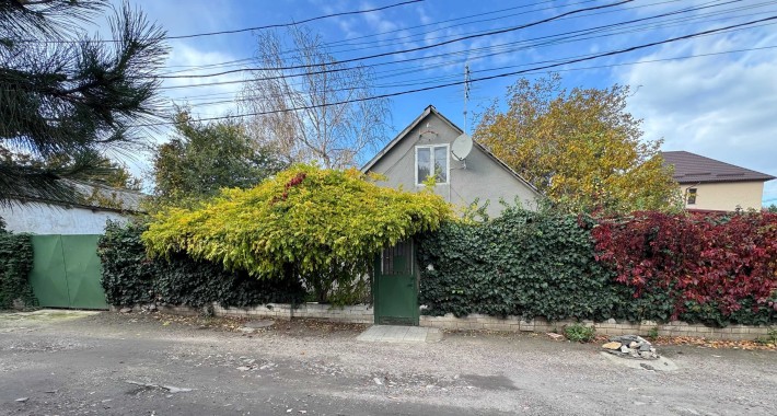 Сдам в аренду домик 70м² 4 ком 8 сот 1-й Китобойный,4/ 10 Ст. Фонтана - фото 1