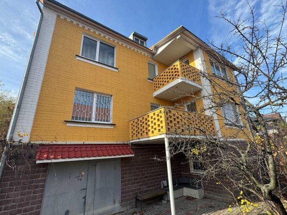 ОРЕНДА 3-поверхового будинку 310 м² з ділянкою 10 соток Міністерка Киев