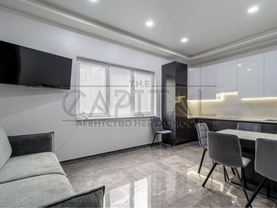 Оренда будинку Нивки/Подільський район/Сирецький проїзд/6 соток/120м2 Київ