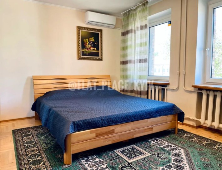 Оренда 2-к квартири 60 м2, Поділ, Метро «Поштова площа» 4 хв. Пішки - фото 1