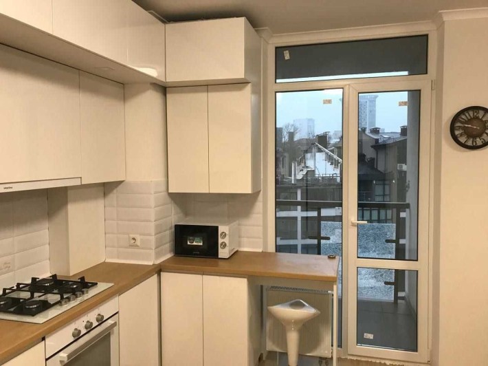 2 кімнатна, 2 рівнева, 82 м.кв. Метро Лукянвська. Новобудова. Газ. - фото 1