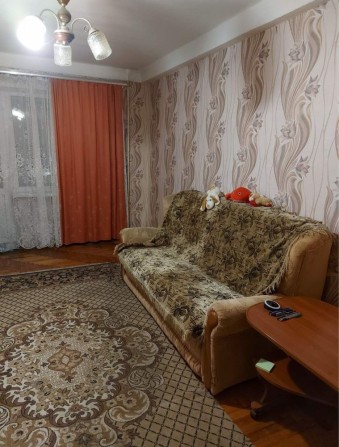 Собственник, СДАМ квартиру, 3 раздельные комнаты, Космос ул.Парамонова - фото 1