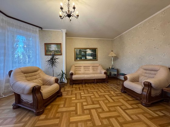 Оренда стильної 3-к в новому будинку біля Unit.City, вул. Іллєнка, 83д Київ