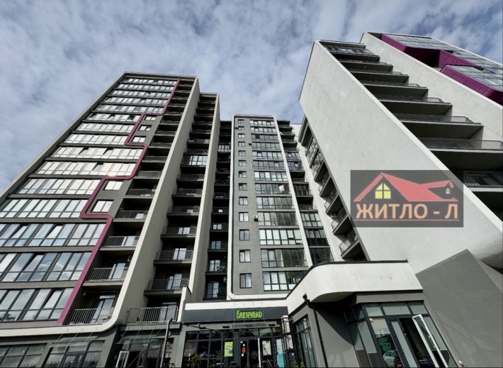 Оренда , Resident hall , Городоцька 226 , навпроти SoftServe , паркінг - фото 1