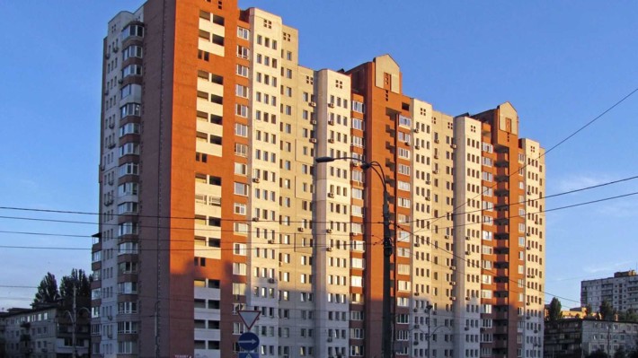 Оренда великої трикімнатної квартири у Святошинському районі - фото 1