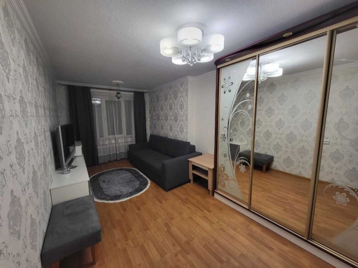 Оренда 2 кімн. кв. вул. Наукова. Перша здача! Ремонт, все нове. - фото 1