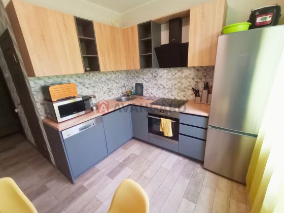 Здається затишна 2-кімн. квартира на Харківському шосе Київ