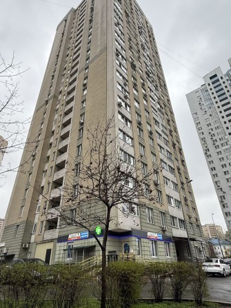 Здам квартиру 3 кім. вул. Урлівська б.23а( Осокорки/Позняки) - фото 1