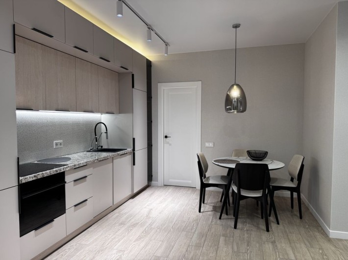 Оренда квартири Новопечерська Вежа - фото 1