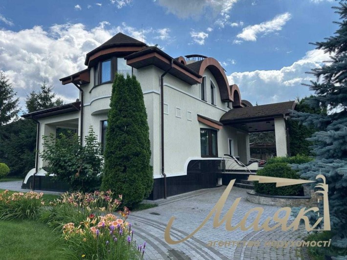 Оренда резиденції з двох будинків на 60 сотках землі в Хуторі Мригі - фото 1