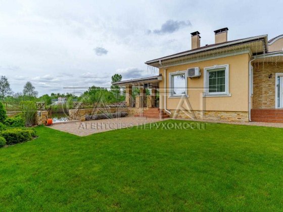 Аренда дома 4комнаты (170м2) ул. Центральная Киев