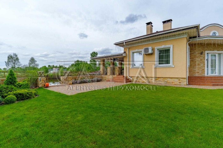 Аренда дома 4комнаты (170м2) ул. Центральная - фото 1