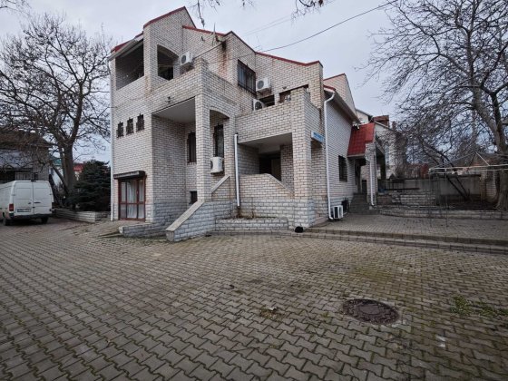 Здам будинок 5 кімнат, 3 поверхи, ділянка 10 соток Одесса