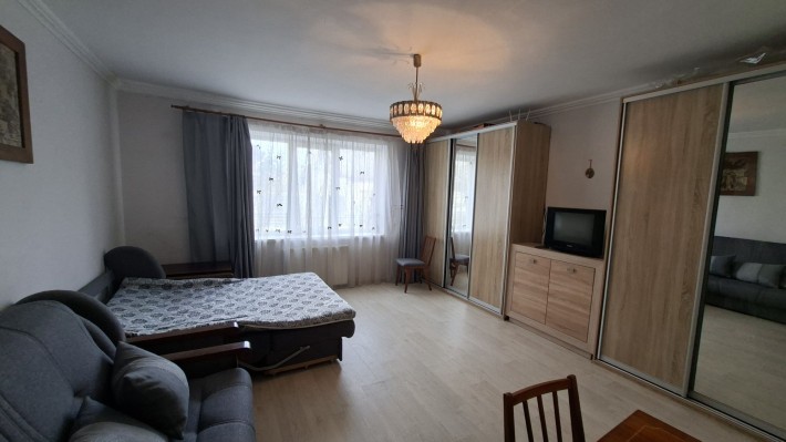 Оренда будинку. Тисмениця. Комунікації. Індивідуальне. Меблі. - фото 1