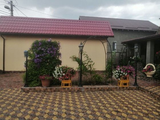 Актуально! 1к. домик, ремонт,мебель,техника,двор, парковка, Борщаговка