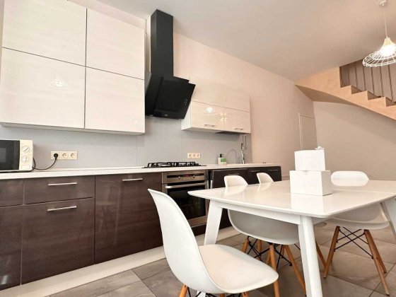 Оренда Таун Хауса с. Петропавлівська Борщагівка ЖК "Празький квартал" Петропавлівська Борщагівка