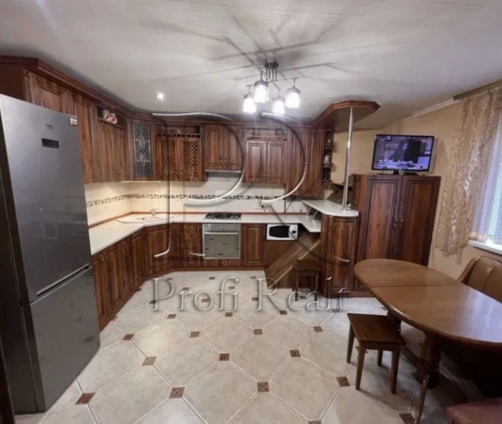 Оренда 2 поверхового будинку в Гатном/Гатное - фото 1