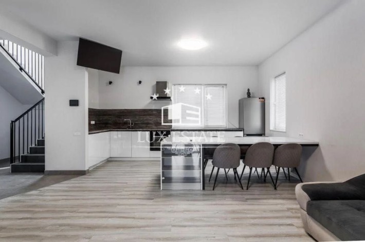 Аренда современного 2-этажного дома 145 м², 3 спальни с. Гатное. Без % - фото 1