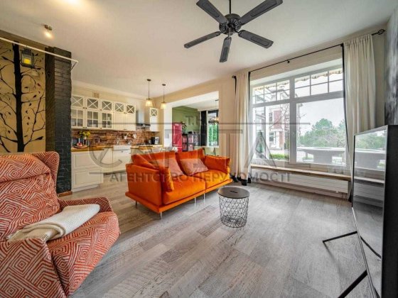 Здається в оренду затишний таунхаус в Козині з виходом на Козинку Козин