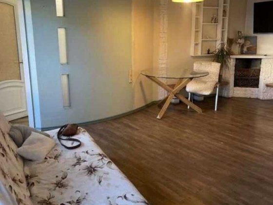 Здам 2к квартиру на вул. Макарова 1а Дніпро