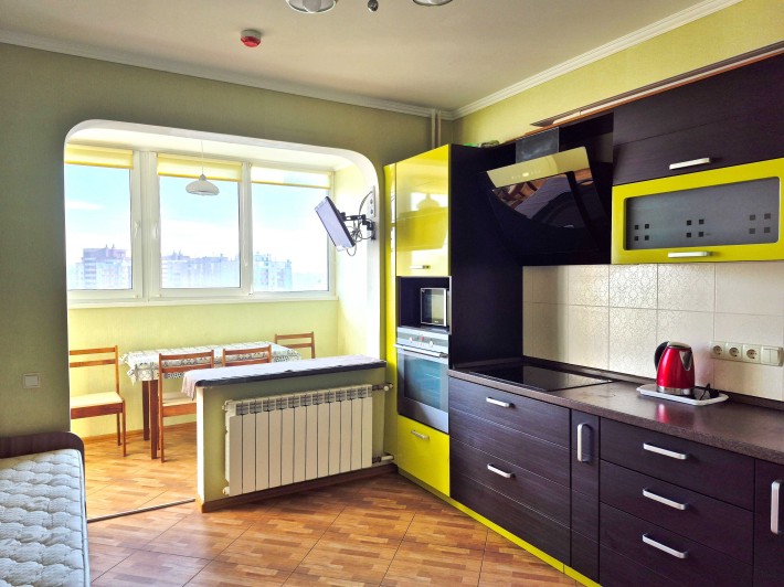 Сдам в оренду 1-кімнатну на Позняках вул Урлівська  34-А. Є генератор - фото 1