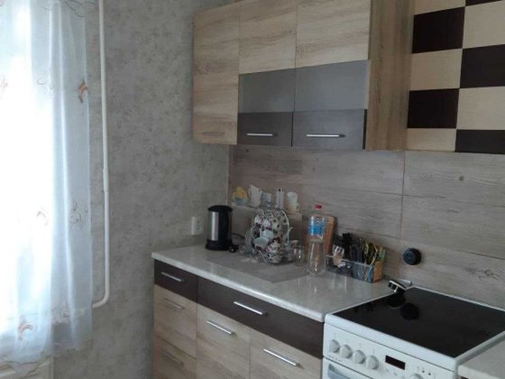 Сдам 1 ком. квартиру площадь  Фестивальная Запорожье