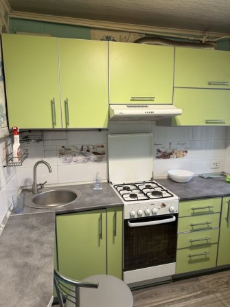 Сдам красивую однокомнатную квартиру на 8 Березня - фото 1