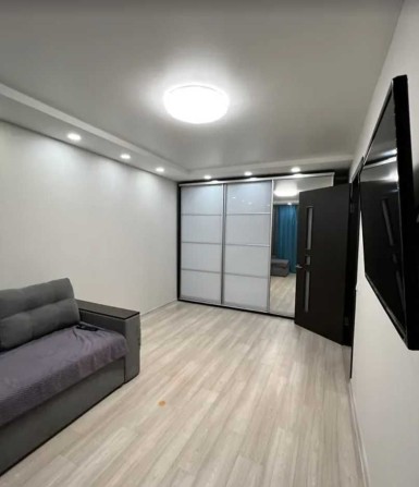 Сдается 1 комнатная квартира по ул. Говорухи, 1 этаж, кинотеатр Космос - фото 1