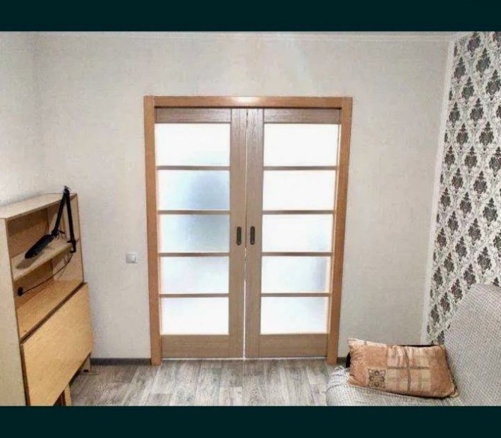 Сдаю гостинку на длительный срок | ул. Гарибальди, м. Студенческая - фото 1