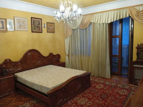 Здам трикімнатну в центрі. Харків