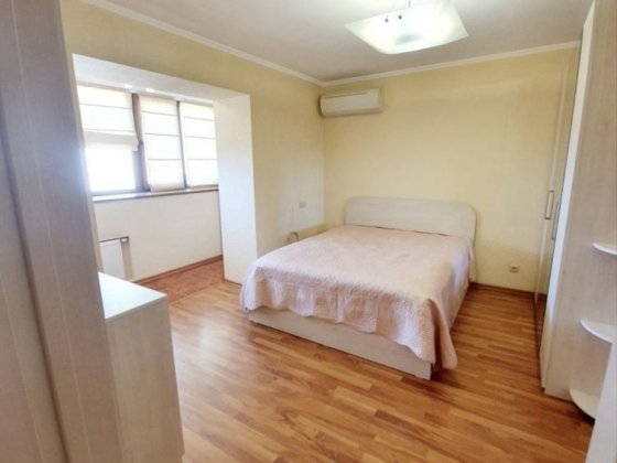 Аренда 2 комнатной квартиры в новострое ул. Б. Центральный Запоріжжя