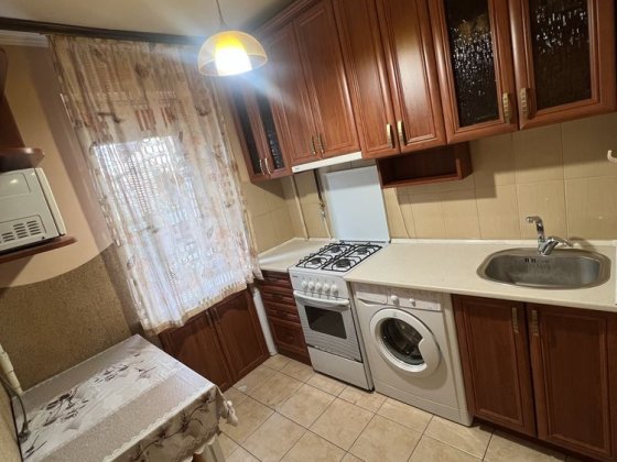 Оренда 1 кім.кв. вул Пулюя Львів