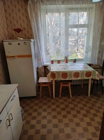 Сдам 2-кімнатну квартиру 12-квартал вул.Квартальна - фото 1