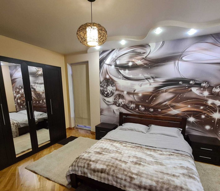 Оренда 3-кім. квартири на вул. Панча - фото 1