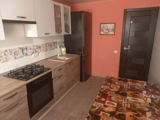 Срочно сдам 2 ком квартиру на Бородинском ул. Петра Сагайдачного