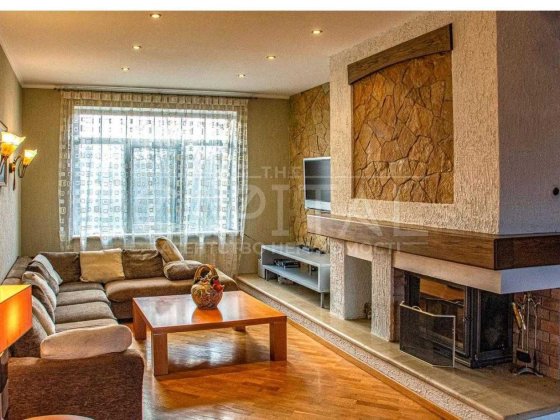 Здається в оренду автономний будинок в Козині 245м2 36 соток басейн Козин