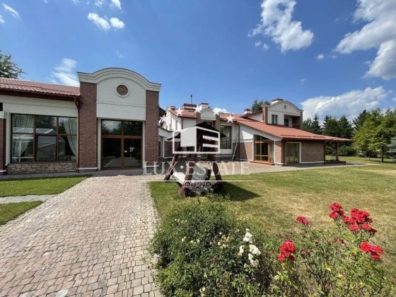 Приватна резиденція з виходом до річки, КМ Дніпрова Хвиля, Козин Козин