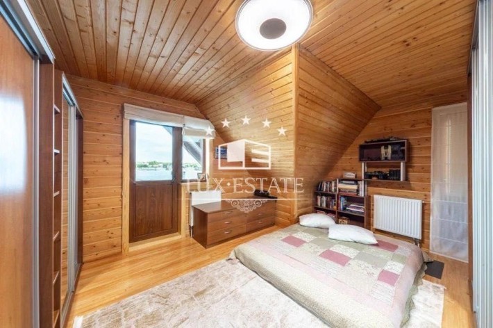 Аренда дома 200 м² в Riviera Zoloche, первая линия, пристань - фото 1