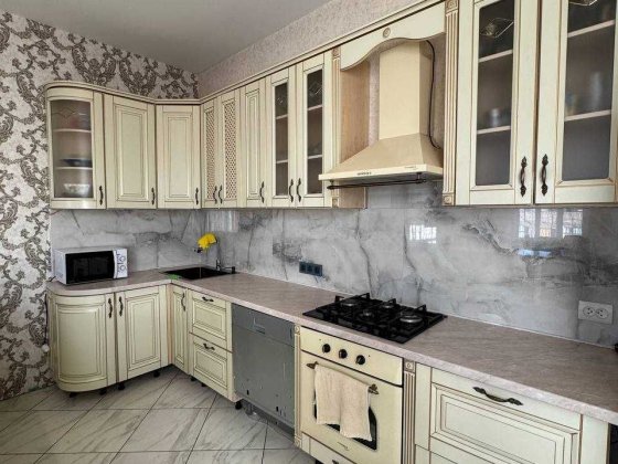 Оренда великого будинку  260м2 Чабани 65000 торг Чабани