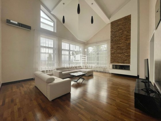 Оренда елітного  будинку в с. Лісники «Зелений Гай» Лісники