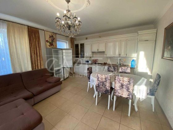 Пропонується в оренду дуплекс в Осещині територія спільна 8 соток Осещина