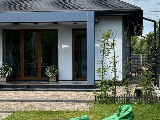 Оренда будинку з генератором Погреби Погребы