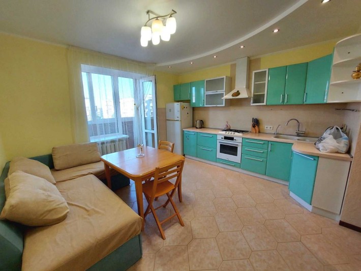 Газ! Сдам просторную 2ком. Вильямса/Королева + паркоместо! - фото 1