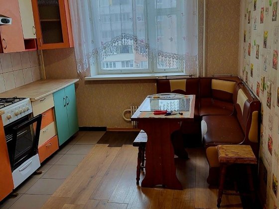 Правый берег/ Бородинский в аренду 3 х комн / можно с питомцем Запорожье