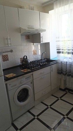 Сдам в пер. Светлом.2а / Черняховского / парк Победы/ 5 ст.Б,Фонтана - фото 1