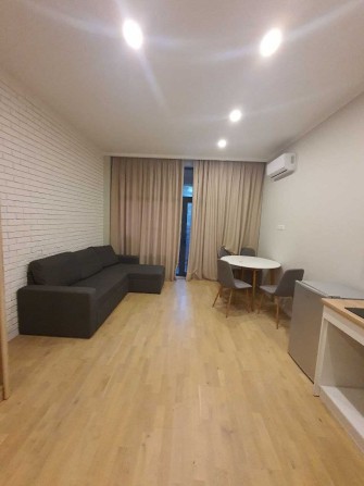 Сдам студию Центр 28 кв м, ул Кузнечная ЖК Бецалель - фото 1